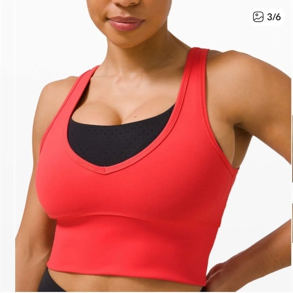 Lululemon Everlux Power Pivot Tank size 6